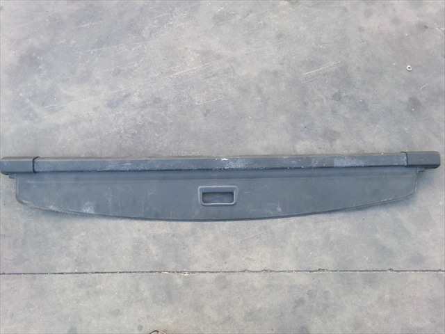 Foto 2ª: Bandeja Trasera Volkswagen Touran 1.9 TDI 2003-2006 [AVQ] (2004)