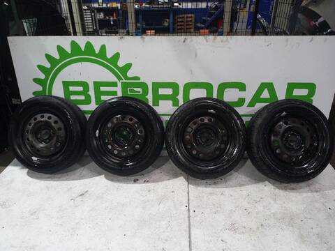 Juego LLantas Ford Focus TREND 101CV