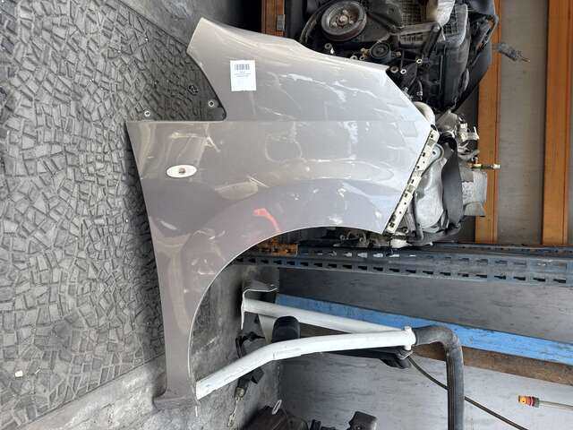 Foto 1ª: Aleta Delantera Derecha Nissan NV200 1.5 DCI 110CV [K9K636] (2012)