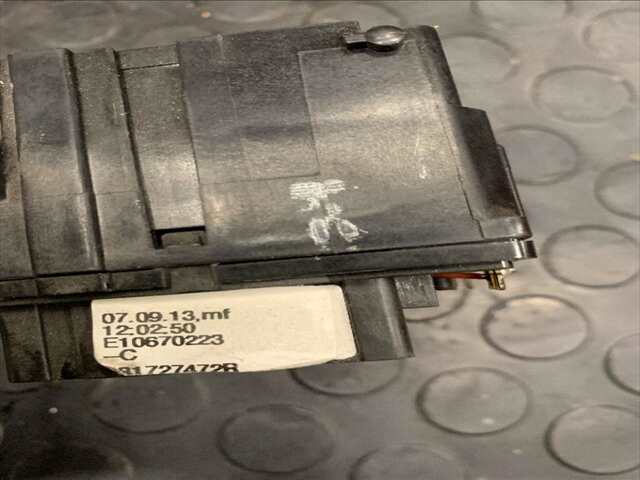 Foto 2ª: Mando Multifuncion Dacia Dokker 1.500 DCI90CV/66KW [K9K 612] (2013)