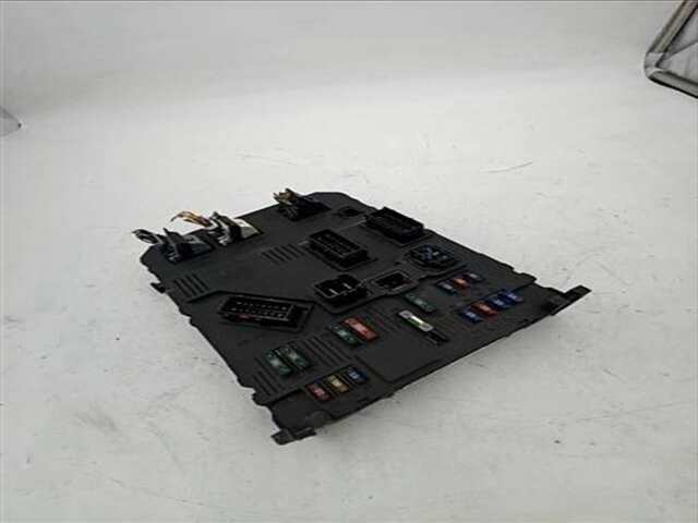 Foto 3ª: Centralita Confort BSI Peugeot 206 2.0 GTI [2.0 LTR. - 100 KW 16V CAT (RFN - EW10J4)] [RFN / EW10J4]