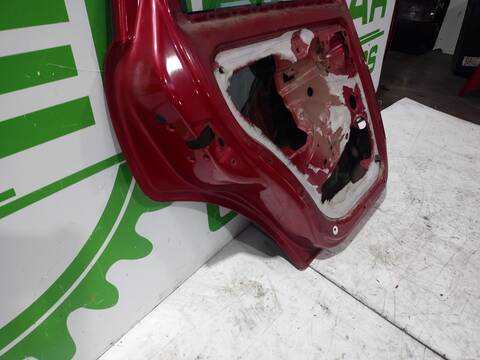 Foto 3ª: Puerta Trasera Izquierda Citroen C3 1.4 HDI SX 68CV 50KW [8HXDV4TD] (2005)