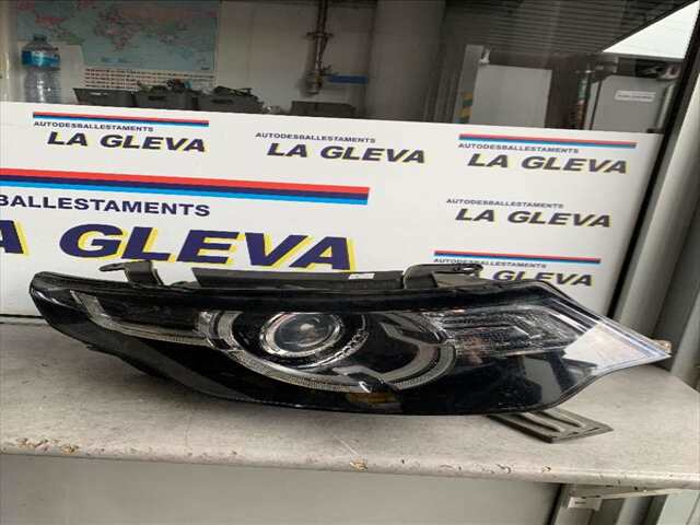 Foto 1ª: Faro Derecho Land Rover Discovery 2.0 DTD 179CV 0CV [204DTD] (2018)