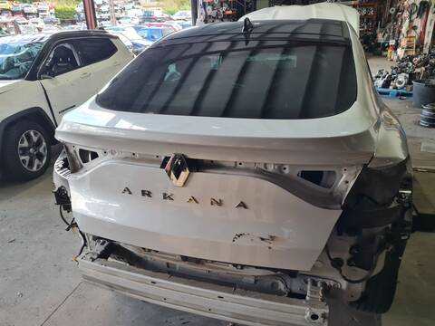 Portón Renault Arkana TECHNO 140CV 103KW