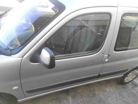 Foto 1ª: Puerta Delantera Izquierda Citroen Berlingo 9HX (2008)