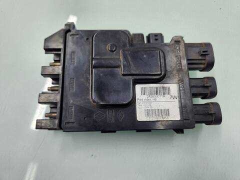 Foto 2ª: Centralita Motor ECU Renault Megane D III BERLINA 5P DYNAMIQUE [K9K832] (2009)