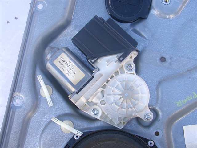 Foto 2ª: Elevalunas Eléctrico Delantero Derecho Seat Cordoba 1.9 TDI 2002-2008 [ATD] (2003)