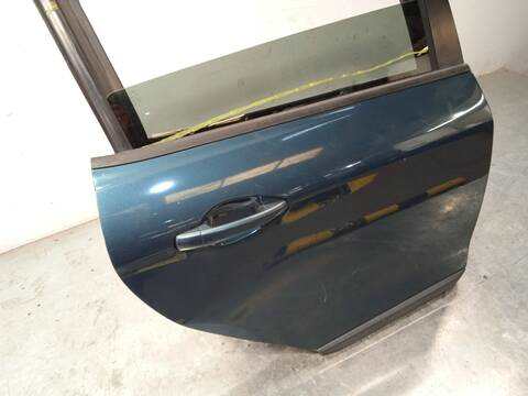 Foto 2ª: Puerta Trasera Derecha Peugeot 2008 1.2 PURETECH 82 82CV 61KW [HMR (EB2FA)] (2019)