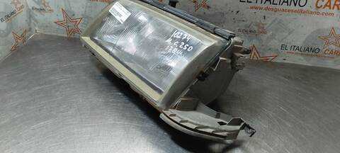 Foto 4ª: Faro Izquierdo Mercedes Clase C 160 250 TD 202.128) BERLINA 150CV 110KW [OM605960] (2000)