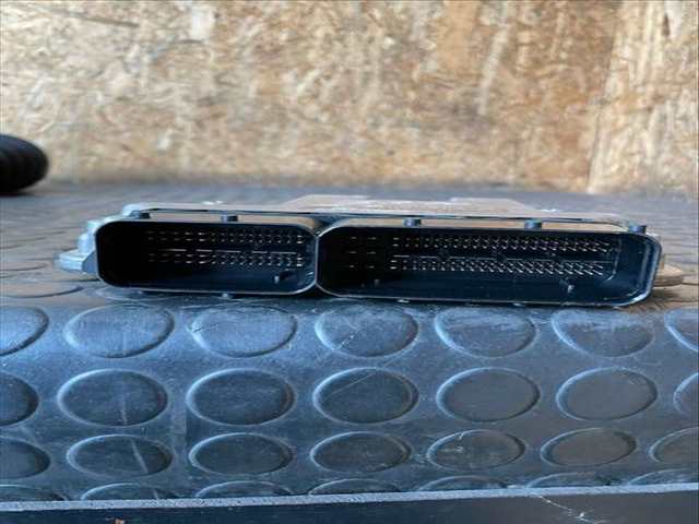 Foto 2ª: Centralita Motor ECU Seat Exeo STYLE 2 TDI 143CV (2009)