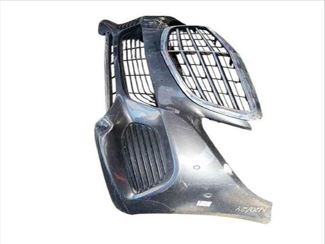 Foto 2ª: Paragolpes Delantero Mercedes Clase C 160 C 220 BLUETEC - D 205.002 205.004) (2013)