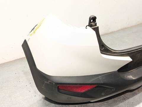 Foto 4ª: Paragolpes Trasero Kia Stonic 1.0 T-GDI 101CV 74KW [G3LF] (2025)