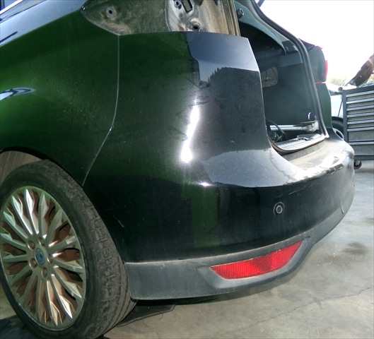 Foto 3ª: Paragolpes Trasero Ford C Max 2.0 TDCI 2010-2014 [UFDB] (2011)