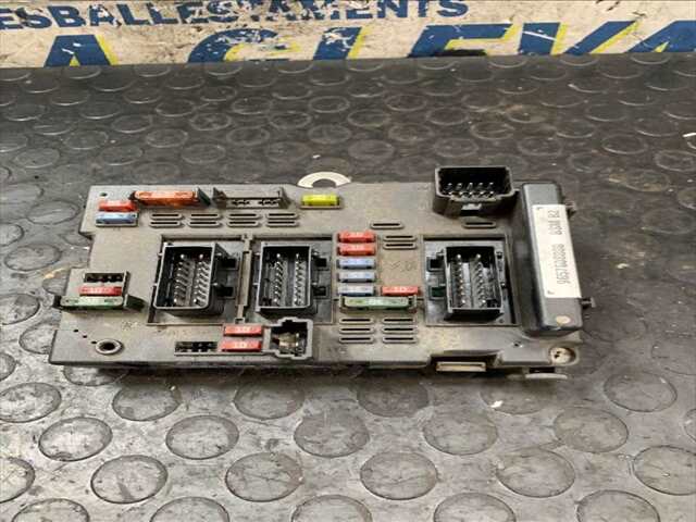 Caja Reles Fusibles Peugeot 206 1.4 8V75CV/55KW 0CV