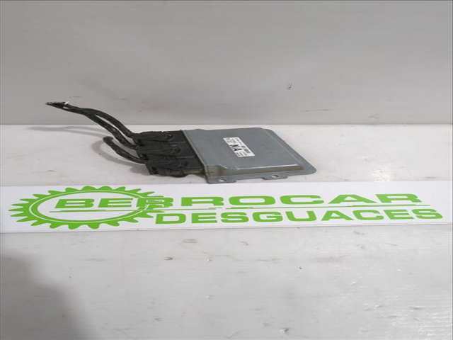 Foto 2ª: Centralita Motor ECU Dacia Duster 1.0 TCE 90 91CV 67KW [H4D 470] (2023)