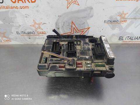 Foto 2ª: Caja Reles Fusibles Citroen Berlingo 2.0 HDI MULTISPACE 90CV 66KW [RHY] (2002)