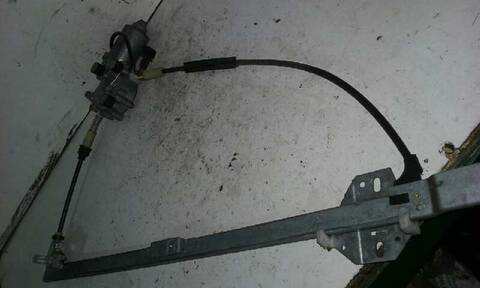 Foto 3ª: Elevalunas Eléctrico Delantero Izquierdo Volkswagen Transporter 2.4 DIESEL 78CV 57KW FURGONETA [AAB] (1995)