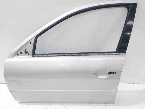 Foto 3ª: Puerta Delantera Izquierda Ford Mondeo GHIA 06.2003 ) D) 131CV [FMBA - N7BA] (2000)
