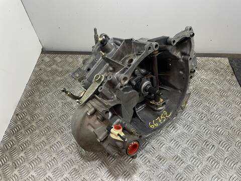 Foto 3ª: Caja Cambios Peugeot 205 A9A BERLINA (1998)