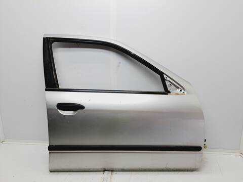 Puerta Delantera Derecha Nissan Primera BERLINA 99CV 73KW