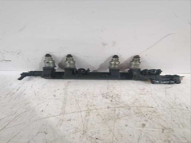 Foto 3ª: Rampa Inyectora Renault Clio 1.2 BB0A BB0F BB10 BB1K BB28 BB2D BB2H CB0A ... 58CV [D7F 710 D7F 720 D7F 722 D7F 726 D7F 744 D7F 746 D7] (1998)