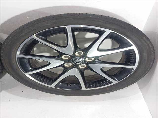 Foto 2ª: Juego LLantas Toyota Yaris 1.5 HYBRID MXPH10) 116CV 85KW