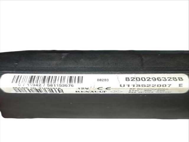 Foto 3ª: Caja Reles Fusibles Dacia Sandero 1.5 DCI 86CV (2008)