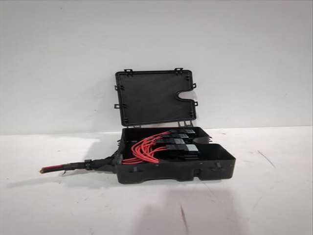 Foto 3ª: Caja Reles Fusibles Volkswagen Phaeton 3.0 V6 TDI 4MOTION 240CV 176KW [CARB,CEXA] (2009)