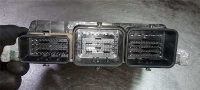 Foto 3ª: Centralita Motor ECU Citroen C4 1.6 ATTRACTION [1.6 LTR. - 85 KW E-HDI FAP]
