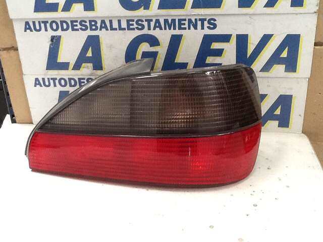 Piloto Trasero Derecho Peugeot 306 1.6 G 0CV