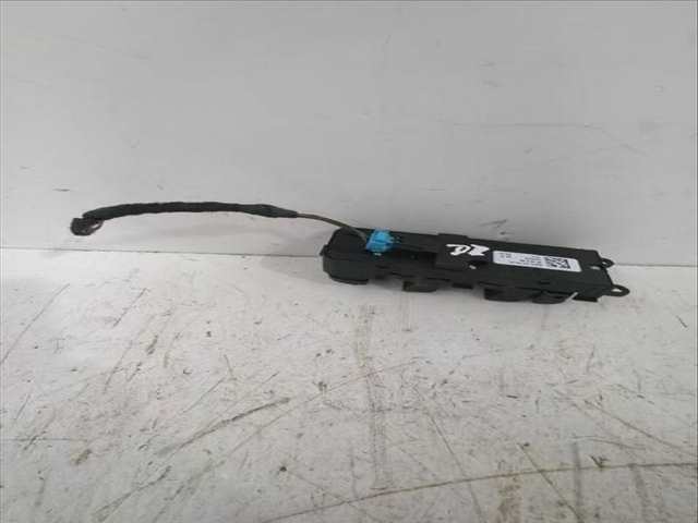 Foto 3ª: Botonera Elevalunas Land Rover Freelander 2.2 TD4 4X4 160CV [224DT(DW12BTED4) DW12BTED4] (2006)