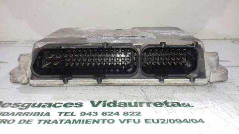 Foto 2ª: Centralita Motor ECU Seat Toledo 2.3 VR5 CAT AGZ) 150CV 110KW (1999)
