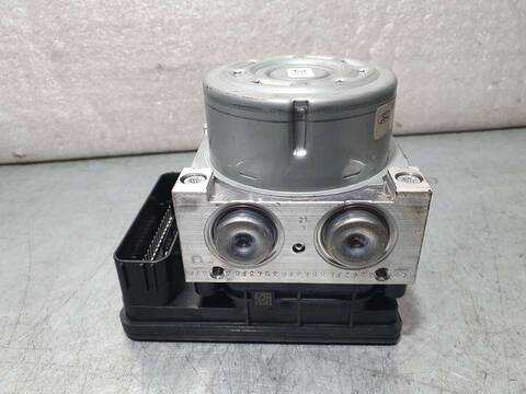 Foto 3ª: Abs Ford Puma HYBRID TITANIUM 125CV 92KW [B7JB] (2022)