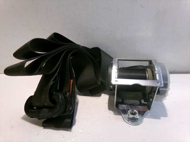 Cinturón Delantero Izquierdo Ford Fiesta 1.4 TDCI 2002-2008