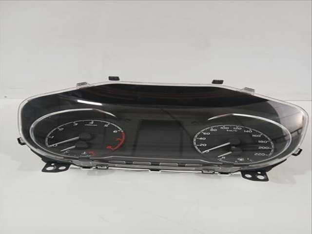 Foto 1ª: Cuadro de Instrumentos Toyota Yaris ACTIVE 112CV 82KW [2NRFKE] (2017)