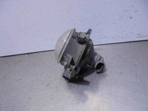 Foto 3ª: Faro Antiniebla Delantero Derecho Ford Focus 1.6 TDCI CAT BERLINA 109CV 80KW [G8DA] (2005)