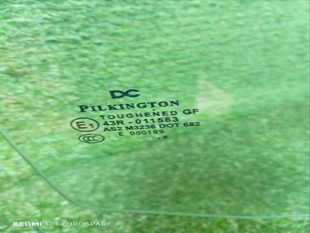 Foto 3ª: Luna Delantera Derecha Nissan Navara 2.3 TD D23 [YS23] (2018)