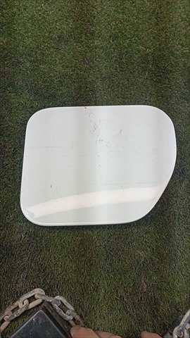 Tapa Exterior Combustible Toyota Land Cruiser 2.8 D-4D GRJ150