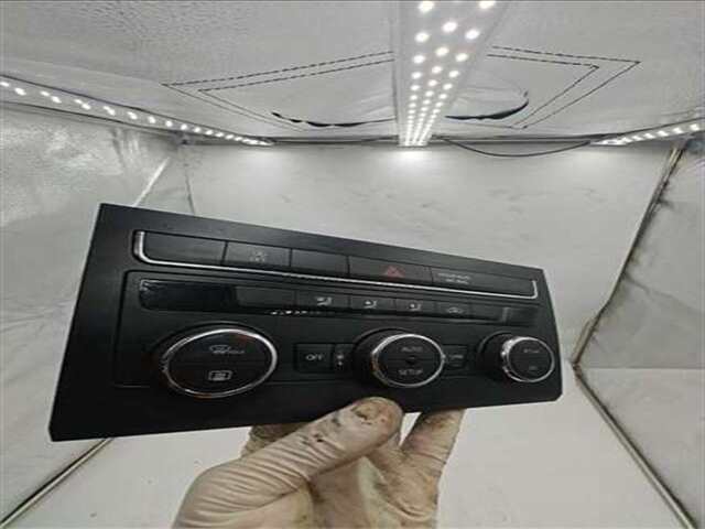 Foto 3ª: Mando Climatizador Seat Leon 1.5 STYLE VISIO EDITION [1.5 LTR. - 96 KW 16V TSI ACT] [DACA]