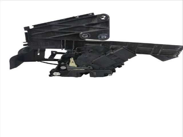 Foto 3ª: Cerradura Puerta Trasera Izquierda Ford Focus 1.6 TDCI (2005)