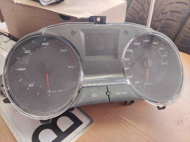 Cuadro de Instrumentos Seat Ibiza 1.9 TDI IBIZA 6J FINAL PATI