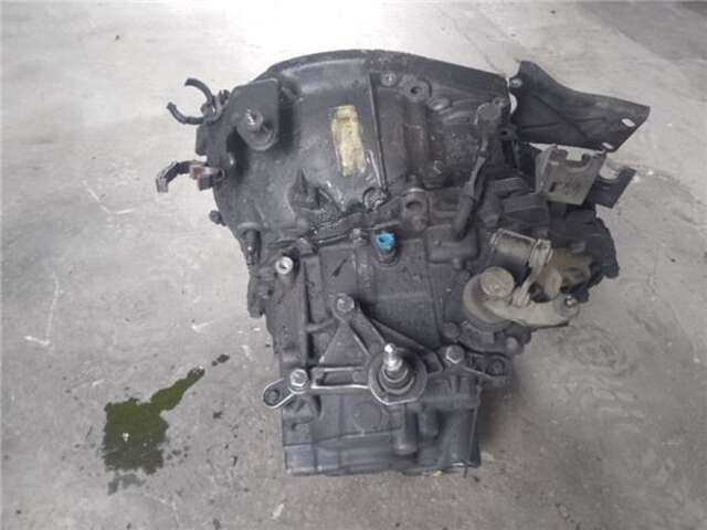 Foto 3ª: Caja Cambios Renault Scenic 1.9 AUTHENTIQUE [1.9 LTR. - 88 KW DCI DIESEL] (JM)(2003-_) [F9Q D8]