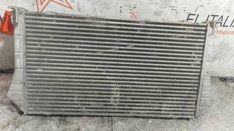 Foto 4ª: Intercooler Toyota Auris ADVANCE 112CV 82KW [N47C16A] (2015)