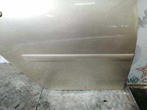 Foto 4ª: Puerta Trasera Derecha Volkswagen Golf 2.0 TDI BERLINA 140CV 103KW (2003)