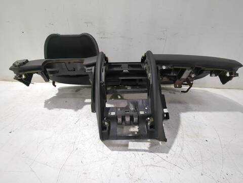 Foto 3ª: Salpicadero Renault Megane 1.9 DCI BM0G CM0G) 120CV [F9Q 800] (2001)