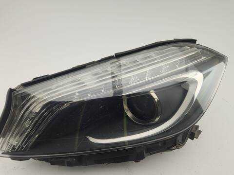 Foto 3ª: Faro Izquierdo Mercedes Clase A 140 A 200 CDI - D 176.008) 136CV 100KW [OM 651.930] (2014)