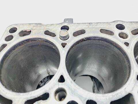Foto 2ª: Bloque Motor Ford Galaxy AMBIENTE 116CV 85KW [AUY] (2002)