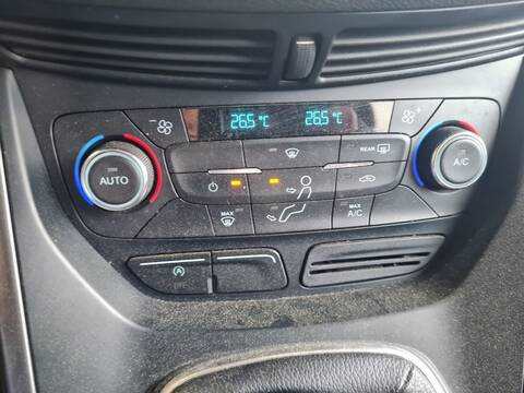 Foto 4ª: Mando Climatizador Ford Kuga TREND 120CV 88KW [BNMC] (2018)