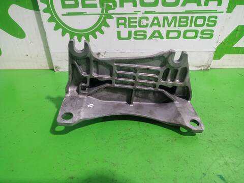 Foto 3ª: Soporte Motor Renault Scenic XMOD BOSE 132CV 97KW [H5F 404, H5F 408] (2016)