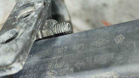 Foto 2ª: Valvula EGR Renault Megane CONFORT EXPRESSION BERLINA 82CV 60KW II BERLINA 3P [D/K9K D7] (2005)